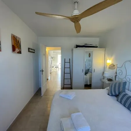 Algaiarens -apartamento Con Piscina Junto La Playa *